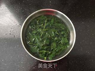 #春食野菜香#凉拌黑木耳粉丝枸杞苗的做法步骤:4