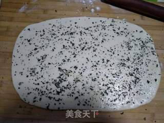 蒸椒叶花卷的做法步骤:3
