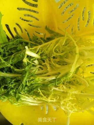 #春食野菜香#脆甜花生凉拌苦苣~花生拌苦苣的做法步骤:3