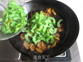小炒苦瓜的做法步骤：7