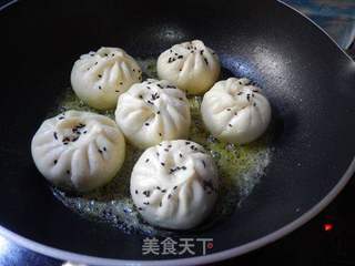 #春食野菜香#荠菜生煎包的做法步骤:15
