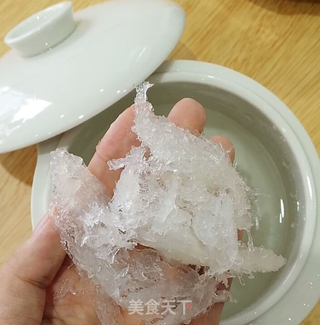 一分钟学会炖牛奶燕窝的做法步骤:4