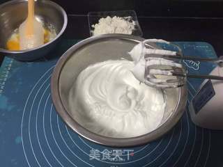 #第四届烘焙大赛暨是爱吃节#【三生三世十里桃花】果味奶油蛋糕的做法步骤：2