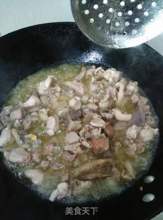 双椒麻辣鸡的做法步骤:7