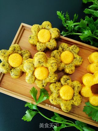 芹菜叶花朵玉米饼的做法步骤:17