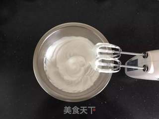 #第四届烘焙大赛暨是爱吃节#手绘蝴蝶慕斯蛋糕的做法步骤:2