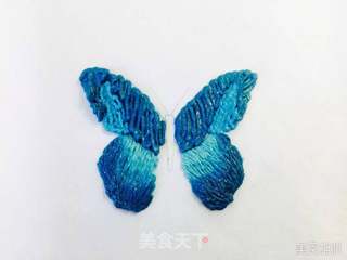 #第四届烘焙大赛暨是爱吃节#手绘蝴蝶慕斯蛋糕的做法步骤:14