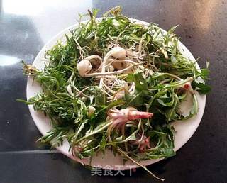 #春食野菜香#蒲公英、 小根蒜、柳蒿芽 ~山野菜蘸酱的做法步骤:2
