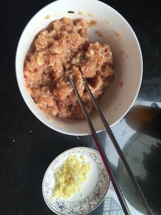 #第四届烘焙大赛暨是爱吃节#香烤肉末茄子的做法步骤：1