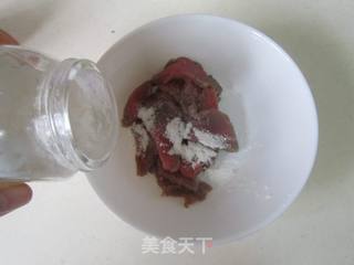 牛肉炒四季豆的做法步骤：2