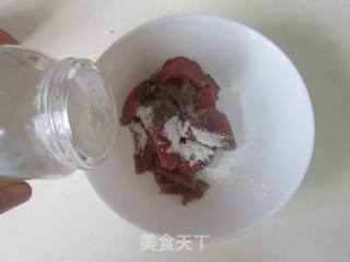 牛肉炒四季豆的做法步骤:2