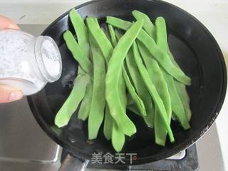 牛肉炒四季豆的做法步骤:4
