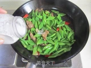 牛肉炒四季豆的做法步骤:9