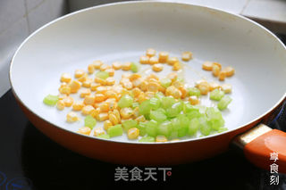 【孤独美食家复刻】鳗鱼蛋包饭的做法步骤:3