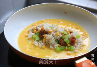 【孤独美食家复刻】鳗鱼蛋包饭的做法步骤:9