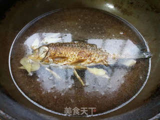 鲫鱼蕃茄鸡蛋汤的做法步骤:7