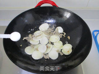 #春食野菜香#荠菜肉丝炒年糕的做法步骤:6