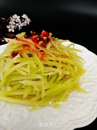 凉拌酸辣莴笋丝的做法步骤:7