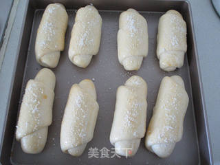 #第四届烘焙大赛暨是爱吃节#草莓夹心牛奶面包的做法步骤:11