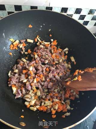扬州炒饭！的做法步骤：6