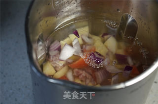 时蔬牛肉汤的做法步骤:4