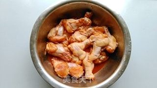 #第四届烘焙大赛暨是爱吃节#蜜汁烤鸡翅的做法步骤:2