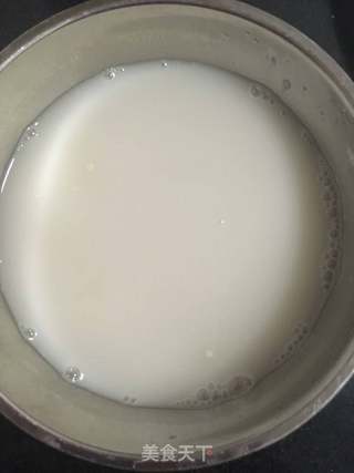 小猪豆沙包的做法步骤:2
