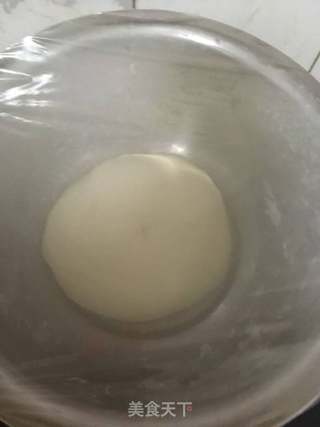 小猪豆沙包的做法步骤:4