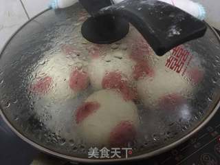 小猪豆沙包的做法步骤:8