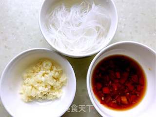 #第四届烘焙大赛暨是爱吃节# 蒜蓉粉丝烤扇贝的做法步骤:2