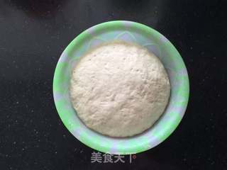 #春食野菜香#五香叶葱油卷的做法步骤：2