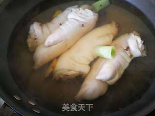 #第四届烘焙大赛暨是爱吃节#香辣烤猪手的做法步骤:3