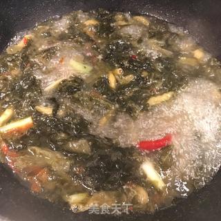 酸菜鱼的做法步骤：3
