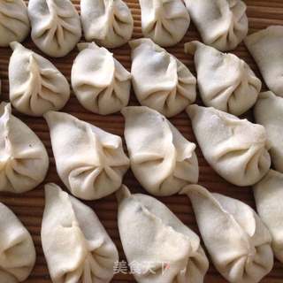 薄公英饺子的做法步骤：3