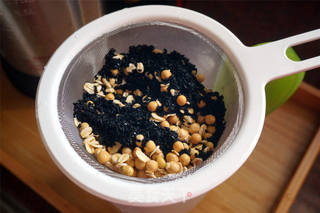 黑芝麻燕麦豆浆的做法步骤:2