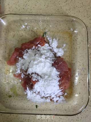 锅包肉的做法步骤:4
