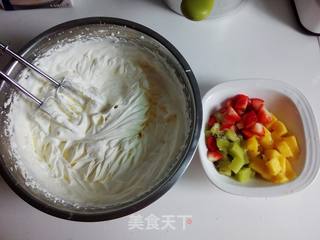 #第四届烘焙大赛暨是爱吃节#草莓奶油蛋糕的做法步骤:10