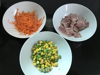 #第四届烘焙大赛暨是爱吃节#鲜虾培根披萨的做法步骤:3
