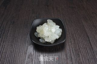 皂角米桃胶银耳羹的做法步骤:4