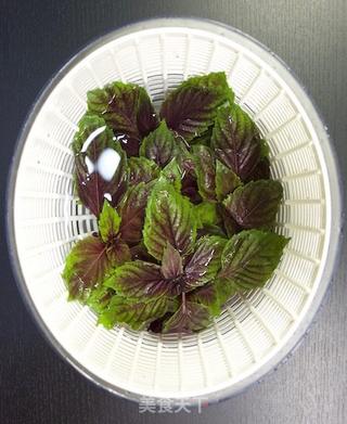 CoCoLc的私菜食谱经-- 红罗勒 ,辣椒 ,蒜橄榄油的做法步骤:5