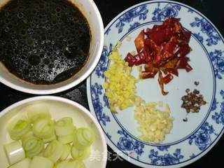宫保鸡丁的做法步骤:3