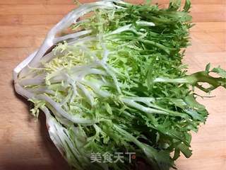 #春食野菜香# 糖醋拌苦菊的做法步骤：1