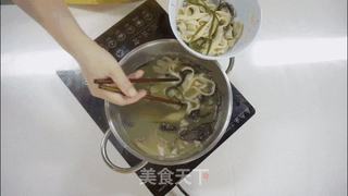 三步教你做地道的羊肉烩面的做法步骤:20