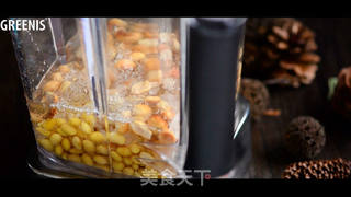 超级能量特饮—花生豆奶的做法步骤:2