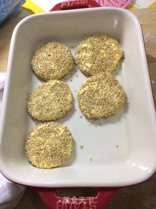 芝麻南瓜饼的做法步骤:9