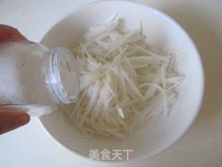 白萝卜丝饼的做法步骤:2