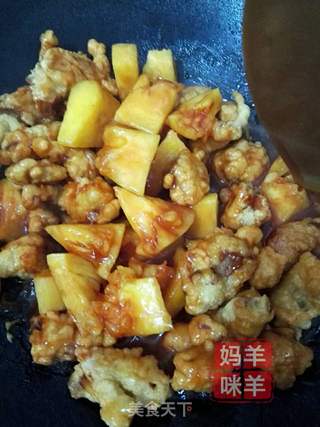 菠萝咕噜肉的做法步骤:13