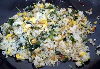 #春食野菜香#蒲公英鸡蛋炒饭的做法步骤:11