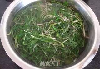 #春食野菜香# 蒲公英猪肉饺子的做法步骤:8