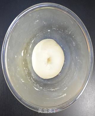 CoCoLc 的私菜食谱经―意式罗勒番茄酱披萨【无油版】的做法步骤:5